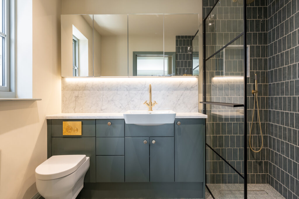 luxary bathroom