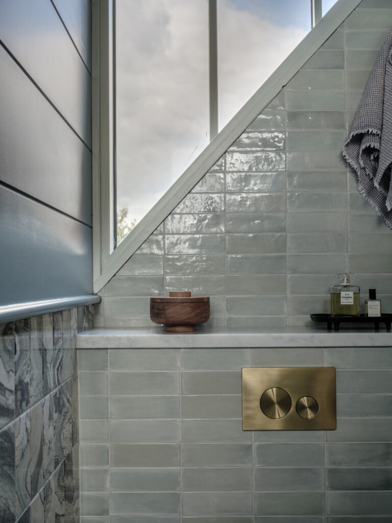 luxury bathroom